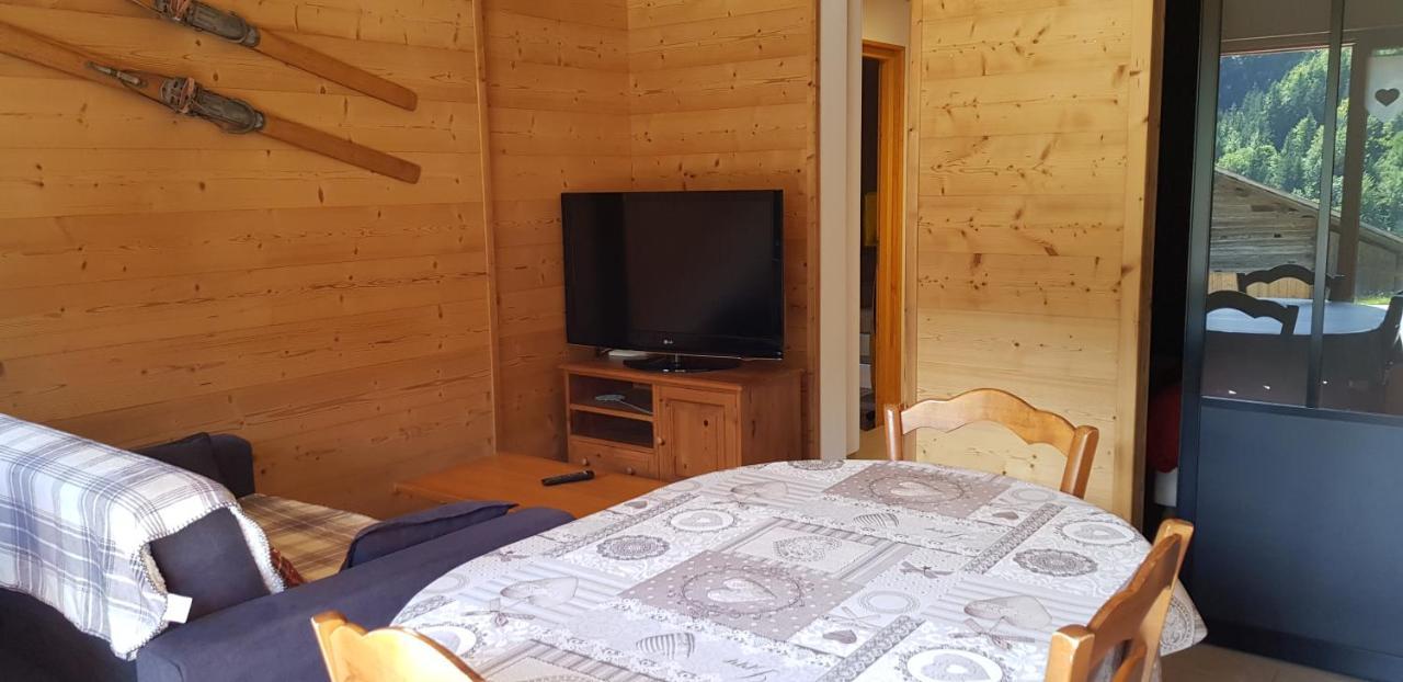 Appartement Cosy Face Aux Aravis ル・グラン・ボルナン エクステリア 写真
