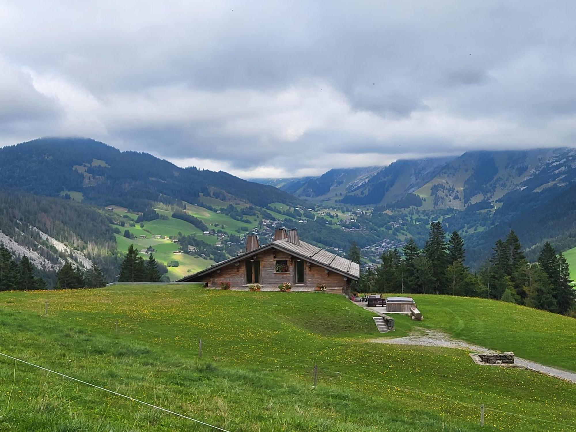 Appartement Cosy Face Aux Aravis ル・グラン・ボルナン エクステリア 写真